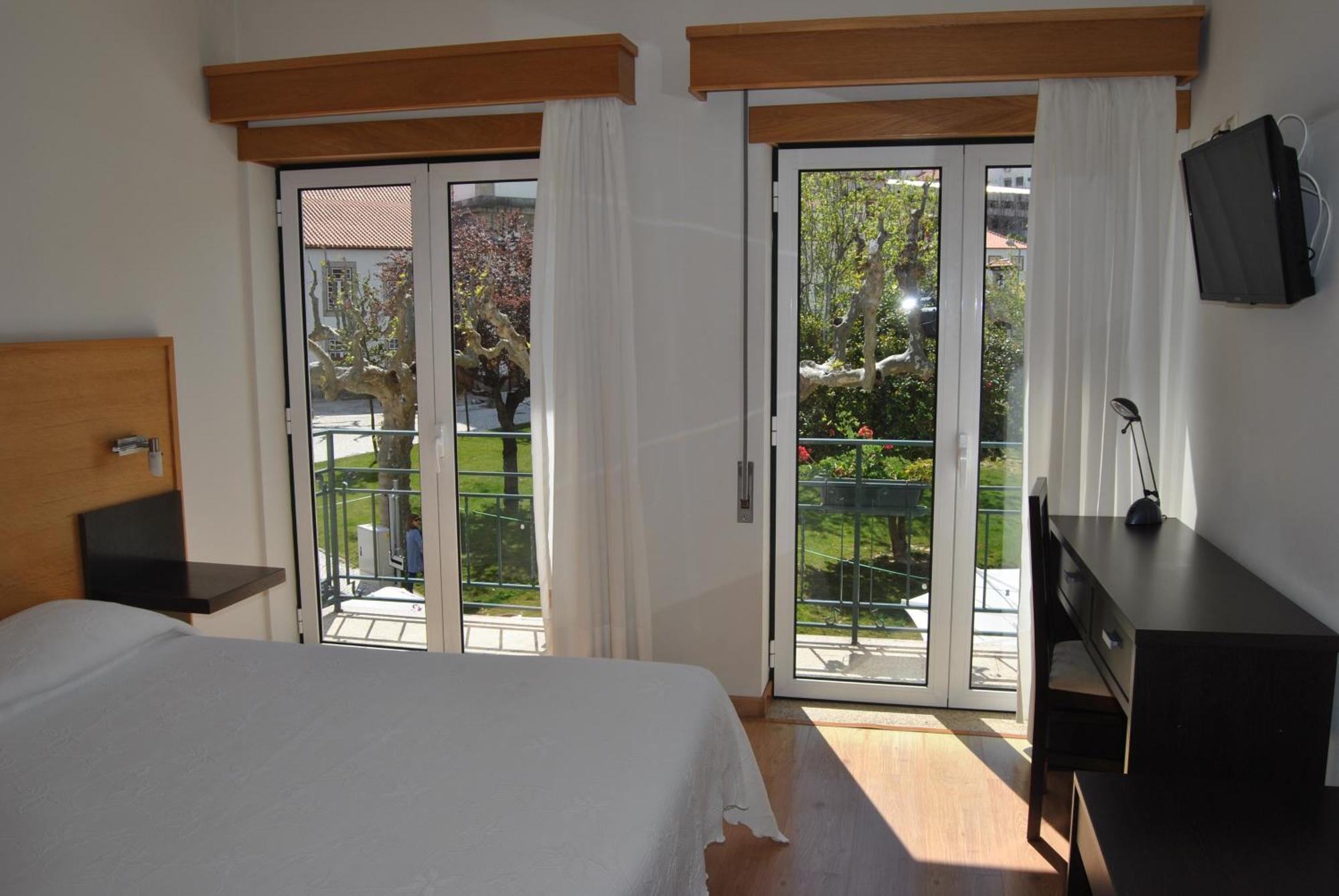 Hotel Covilha Jardim Chambre photo