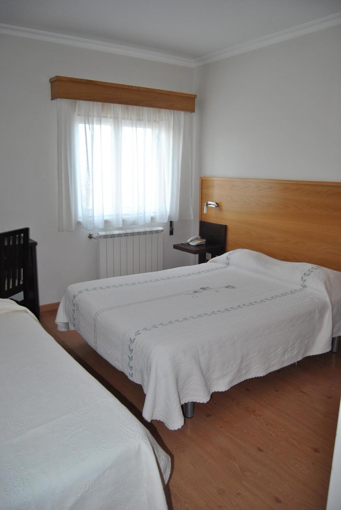Hotel Covilha Jardim Chambre photo