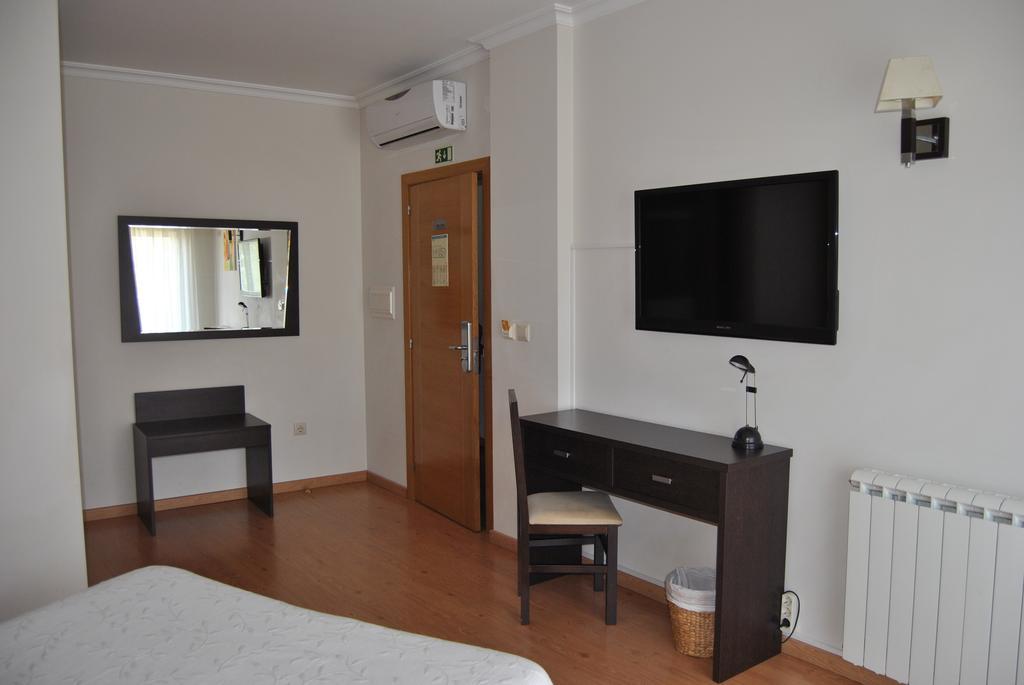 Hotel Covilha Jardim Extérieur photo