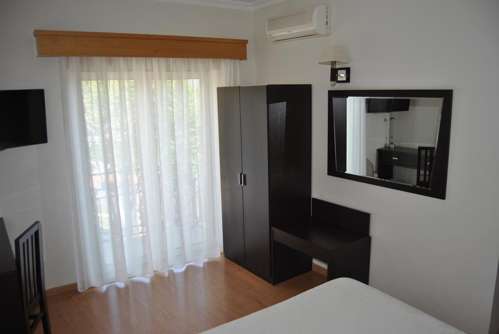 Hotel Covilha Jardim Extérieur photo